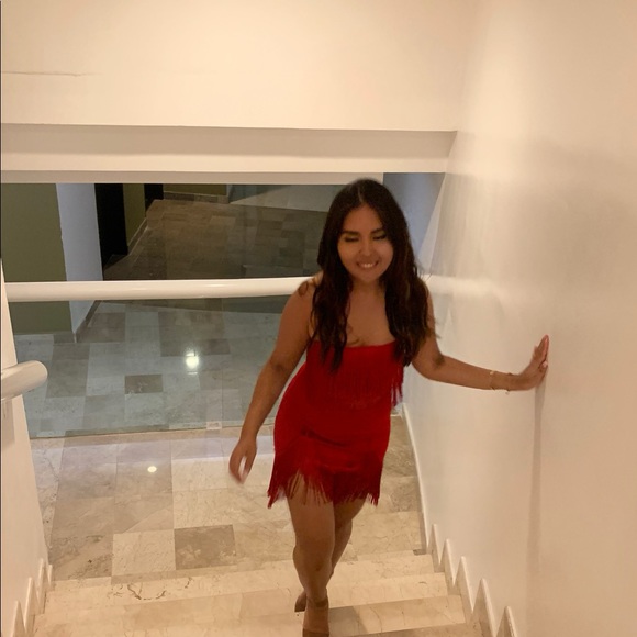 ASOS Design Tall two-piece fringe crop top and mini skirt in red with tags - Picture 5 of 5